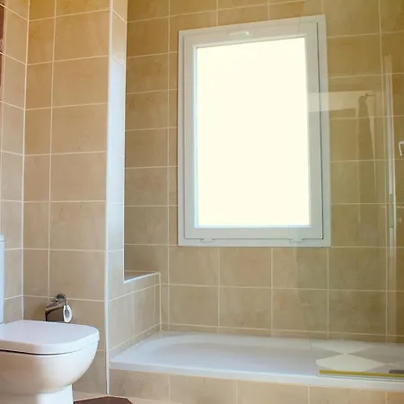 Вилла Silverhill 1 With Private Pool *