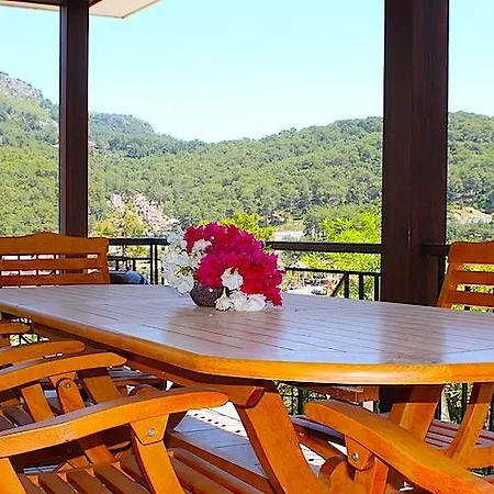 Вилла Silverhill 1 With Private Pool Cedit