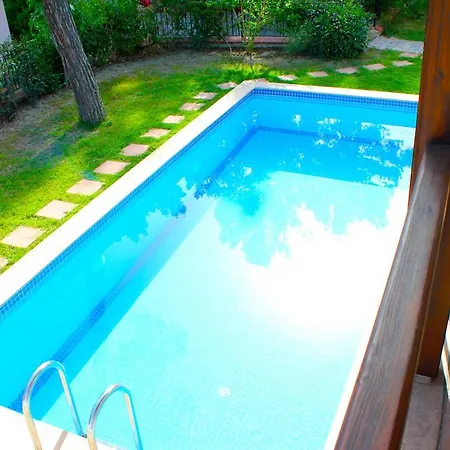 빌라 Silverhill 1 With Private Pool *